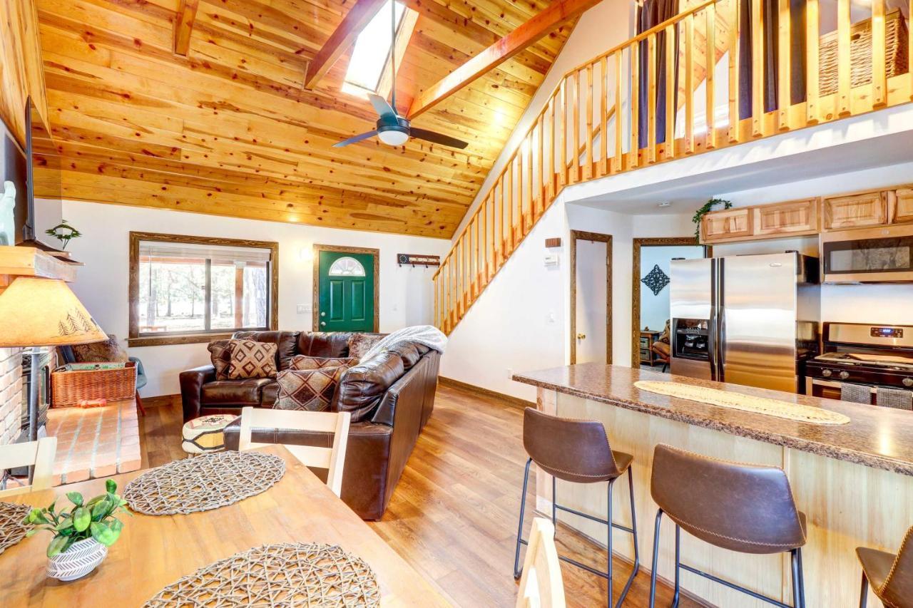 Lakeside Cabin Rental With Hot Tub - Close To Hiking Пайнтоп-Лейксайд Екстер'єр фото